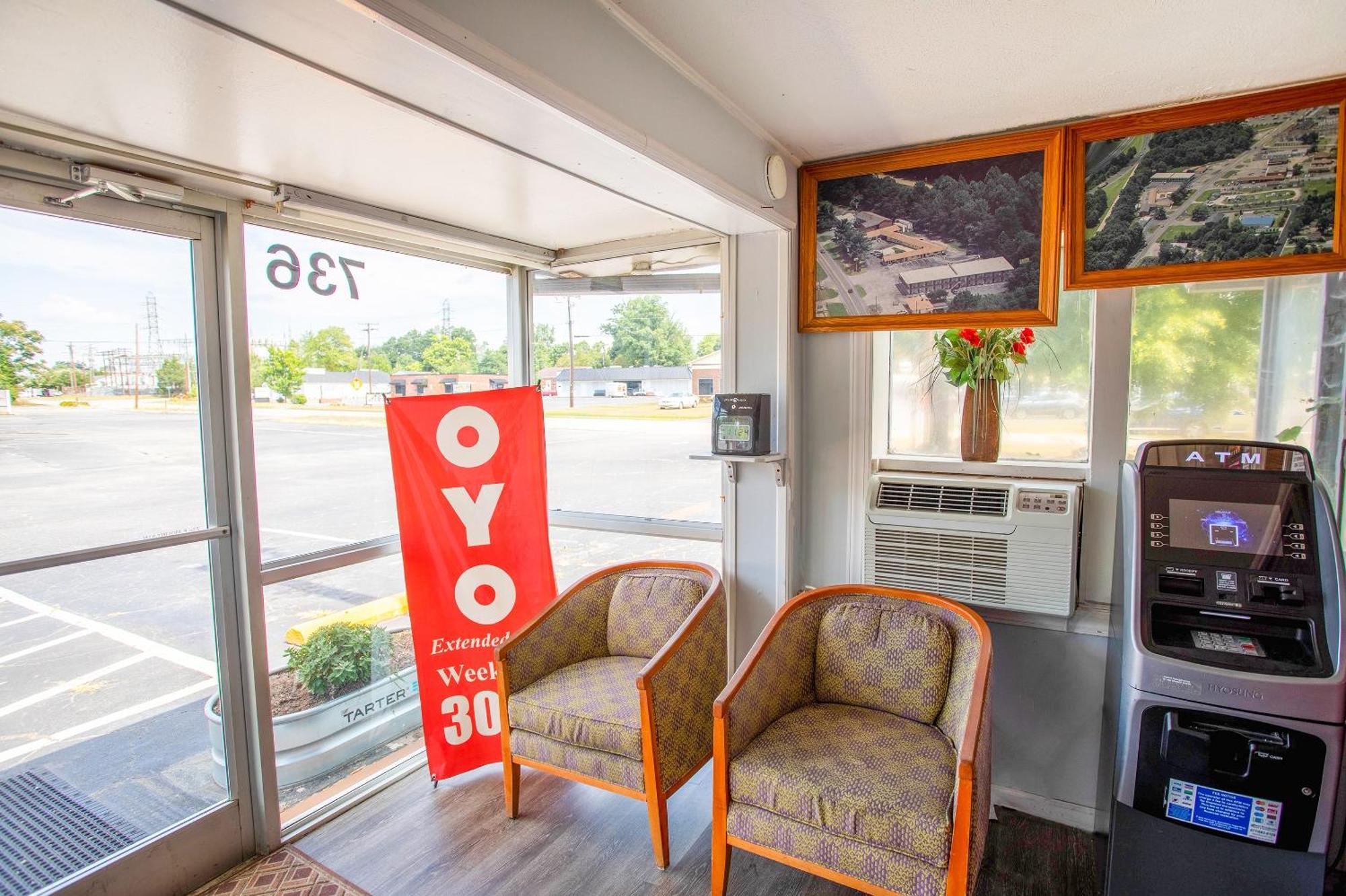 Oyo Inn เคอร์เนอร์สวิลล์ ภายนอก รูปภาพ
